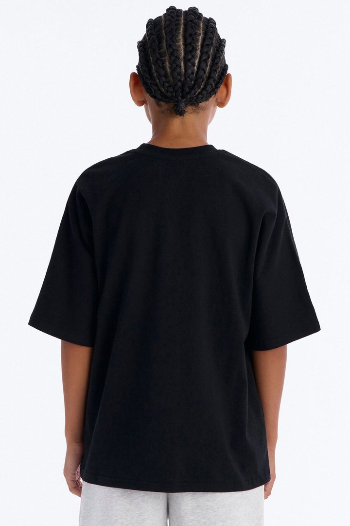 Mini Premium Oversized Star Patch Short Sleeve Tee - Black