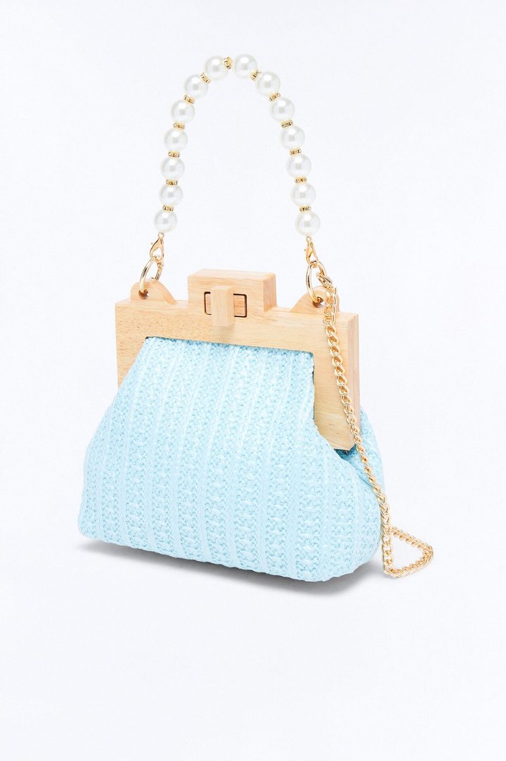 Feel The Breeze Straw Clutch - Blue