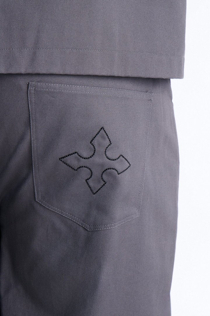 Relaxed Vatican City Stitched Embellished Short - Grey