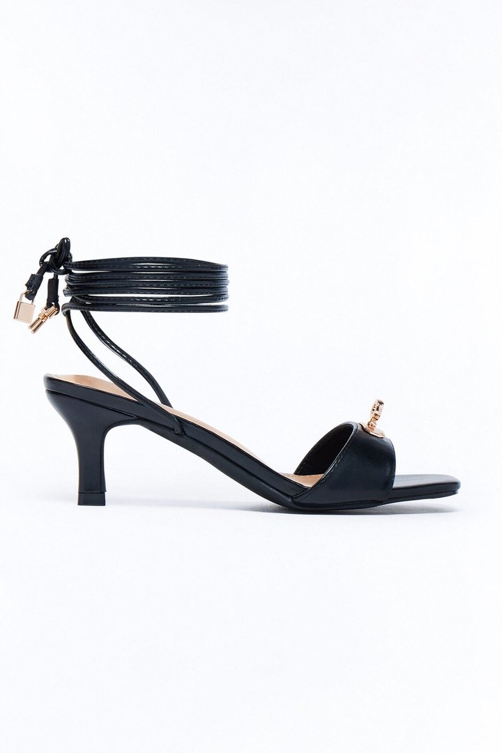Soji Hardware Wrap Up Heels - Black