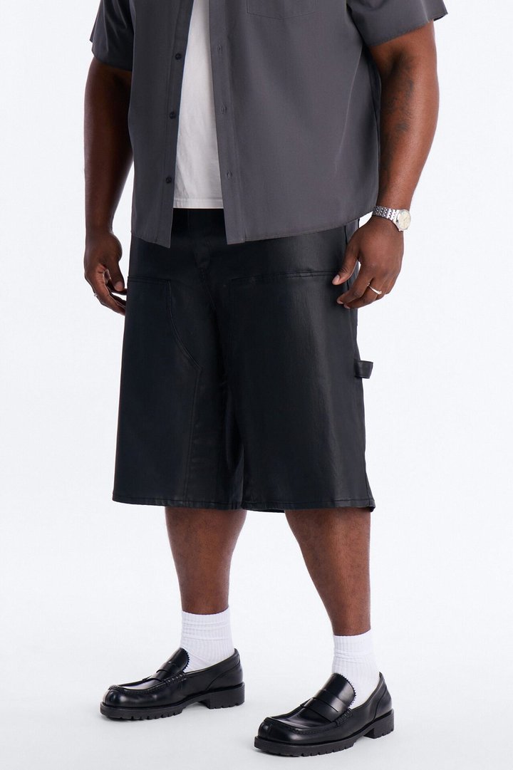 Baggy Liquid Coated Waxed Short - Black
