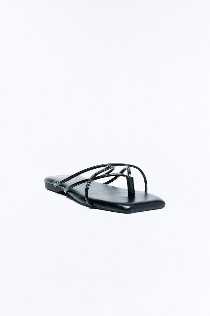 Cabo Sun Strappy Sandals - Black
