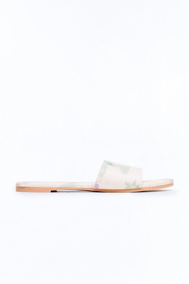 Nully Floral Slip On Sandals - Cream