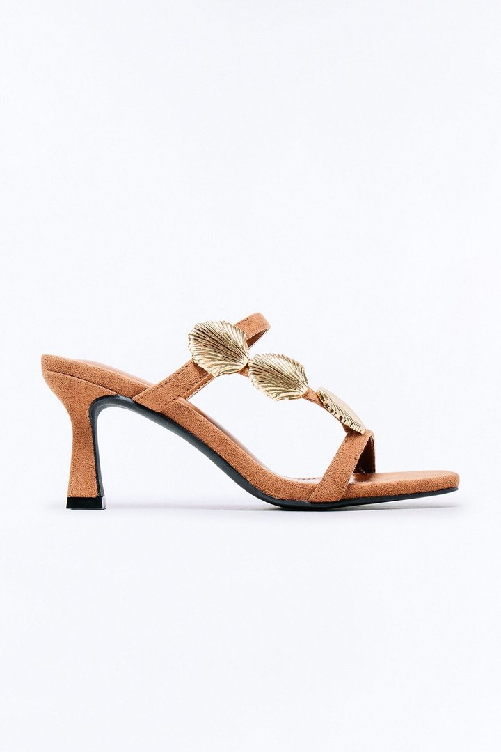 Ripple Hardware Seashell Heels - Brown