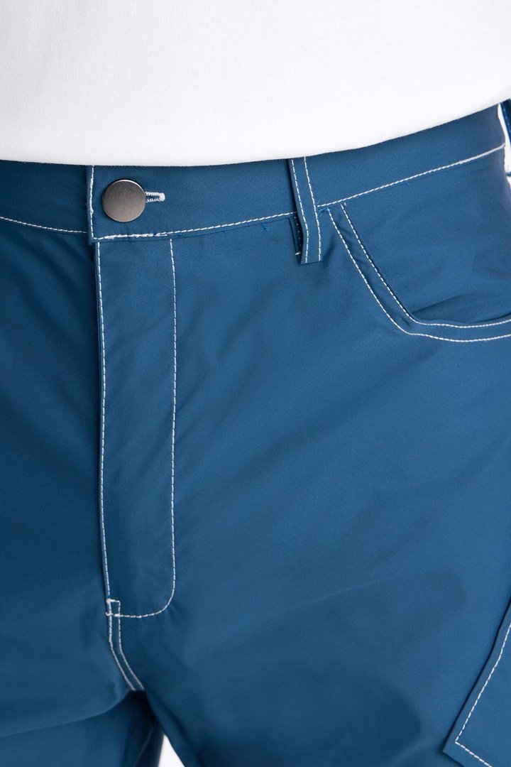 Relaxed Diamond Appeal Contrast Thread Short - Blue