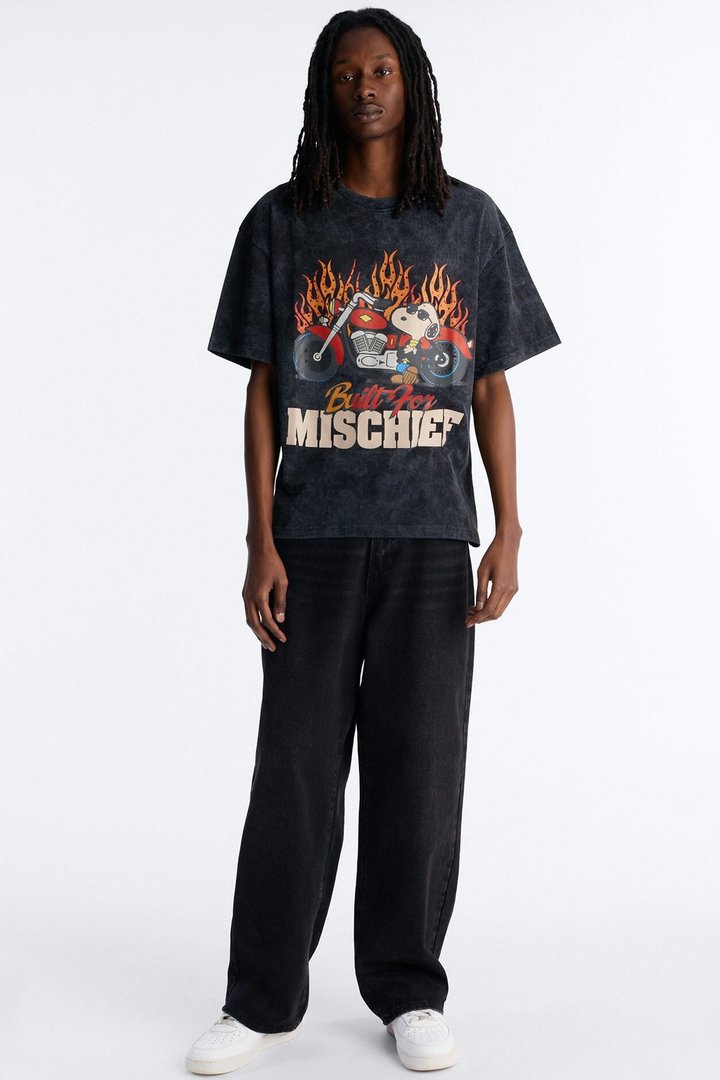 Peanuts Snoopy Mischief Rhinestones Mineral Wash Fleece Tee - Black Wash
