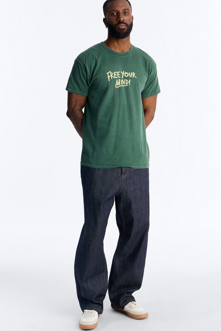 Free Your Mind And Live Short Sleeve Tee - Hunter Green