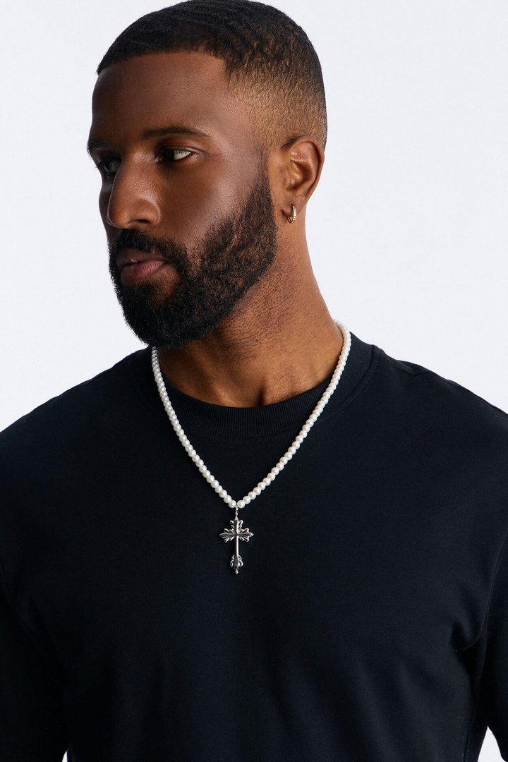 Pearl Reverence Necklace - Silver