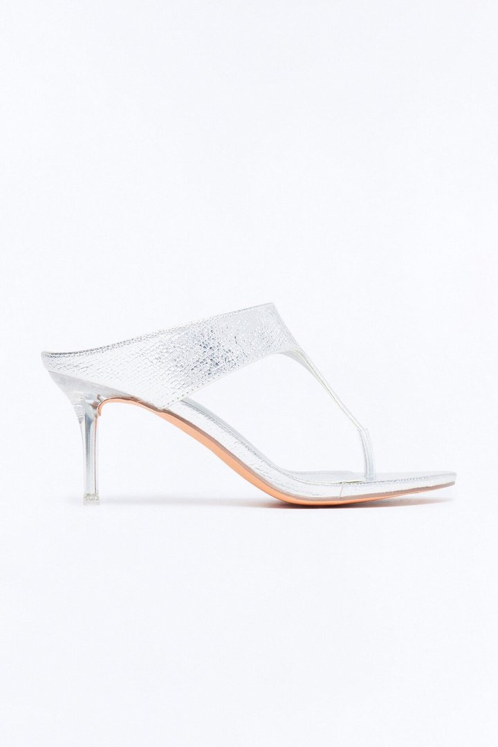 Josefina Metallic Thong Heels - Silver