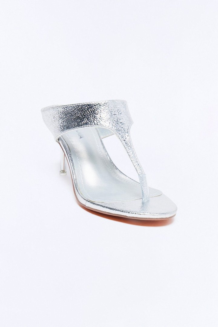Josefina Metallic Thong Heels - Silver