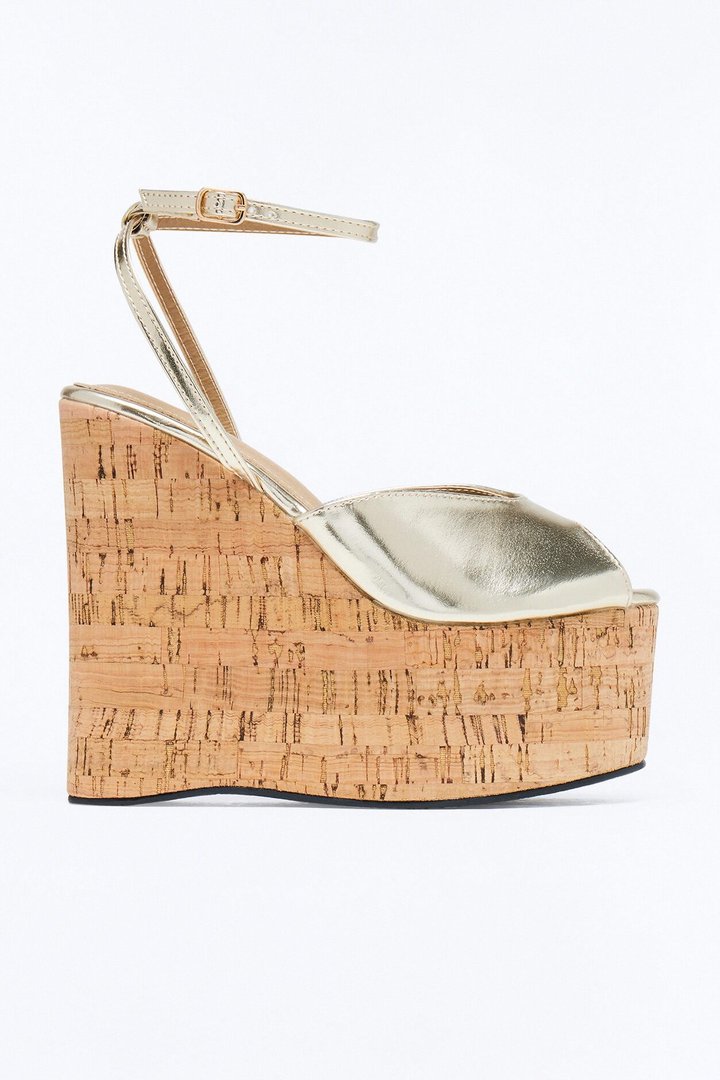 Cult Fav Ultra Platform Wedges - Gold