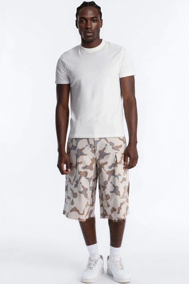 Baggy Subtle Distressed Short - Grey