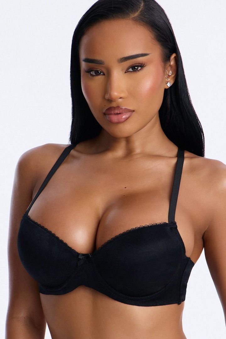 Your Girl Smoothing Back Underwire Molded Cup Bra - Black