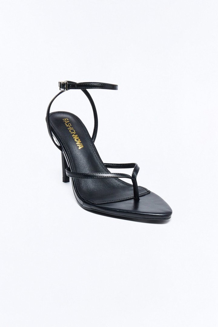 Strappy Ankle Wrap Thong Heels - Black