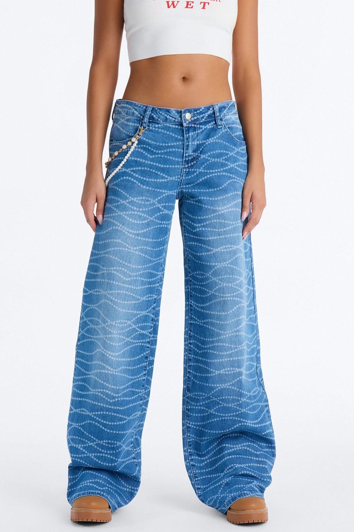 Wish Upon A Pearl Charm Straight Leg Jeans - Medium Wash