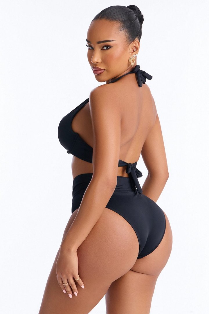 Margaritas At The Pool Hardware Underwire 2 Piece Bikini - Black