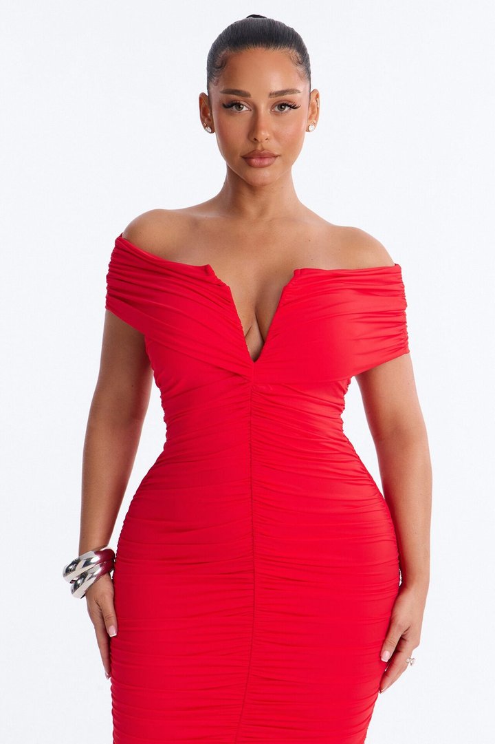 Thea Ruched Off Shoulder Midi Dress - Red