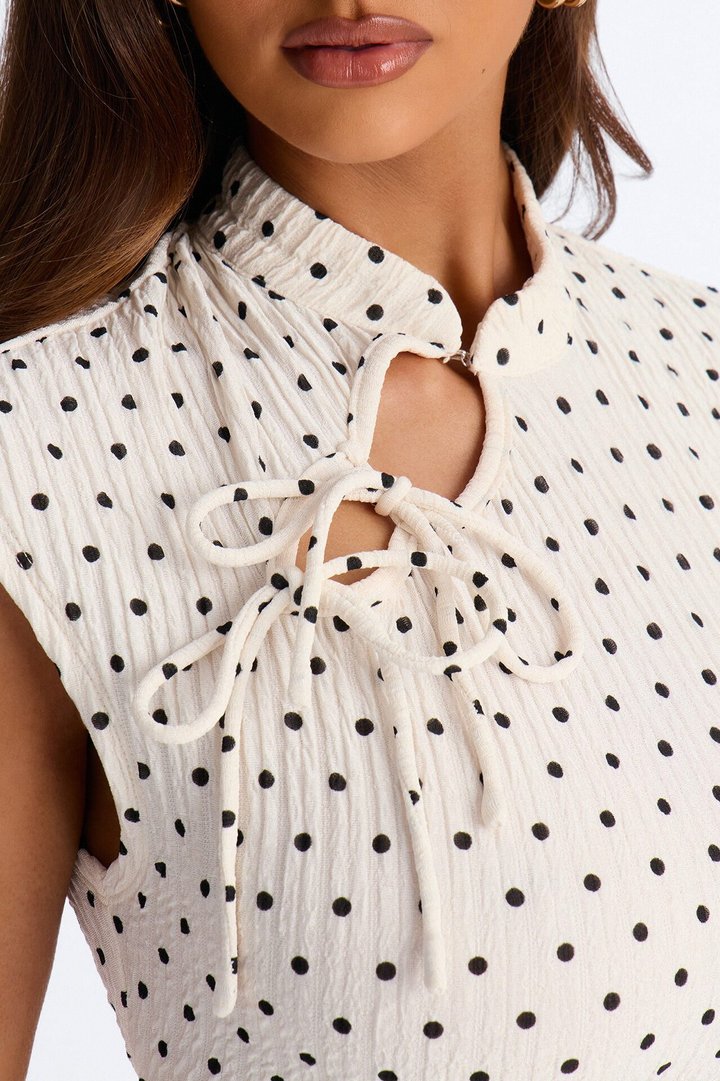 Mina Textured Polka Dot Mock Neck Short Sleeve Top - Cream/combo
