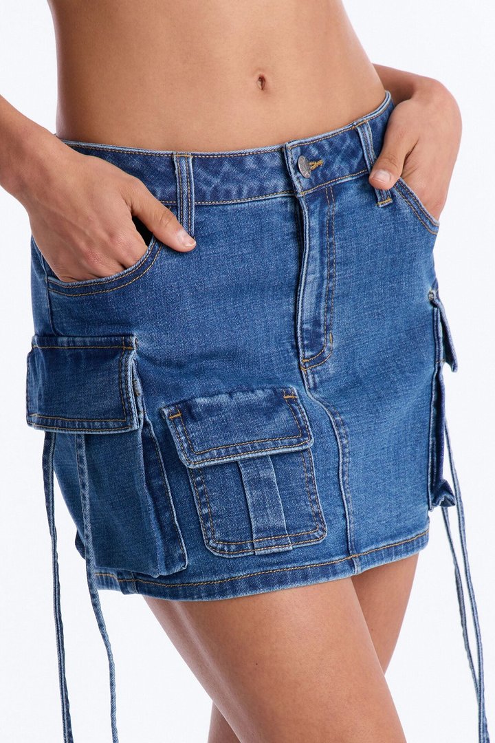 Dahlia Mid Rise Denim Cargo Mini Skirt - Dark Wash