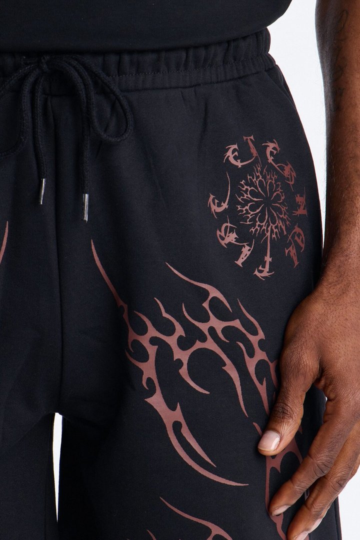 Eternal Fire Sweatshorts - Black