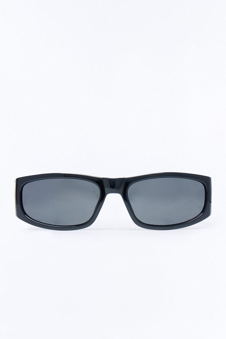She Is In Control Sunglasses - Black