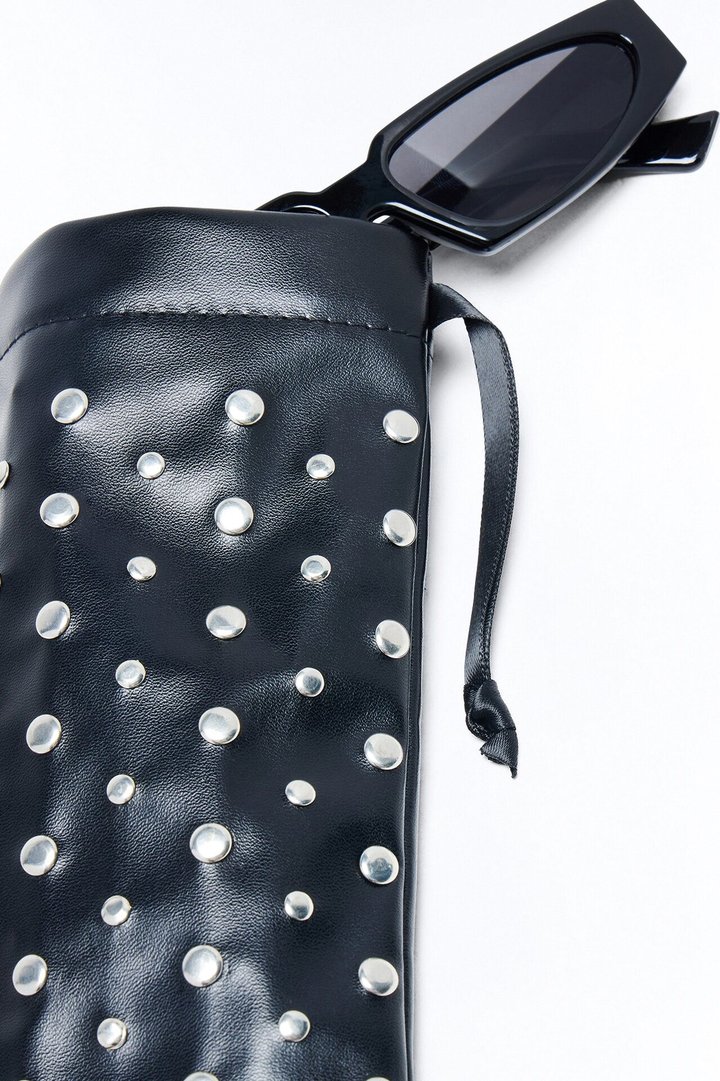 Sun And Studs Sunglass Case - Black/Silver