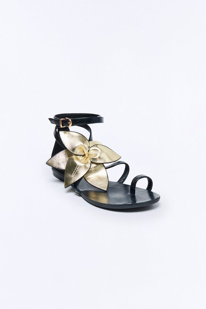 Goldie Flower Toe Ring Sandals - Black