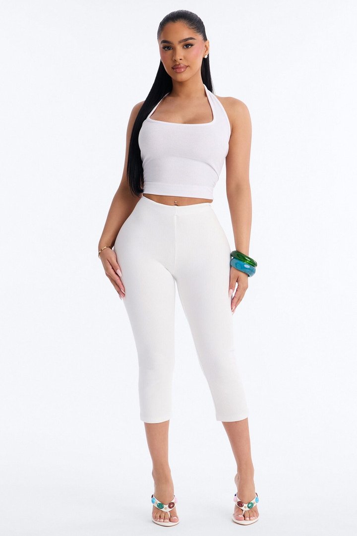 Ultra Ribbed Low Rise Capri Legging - White