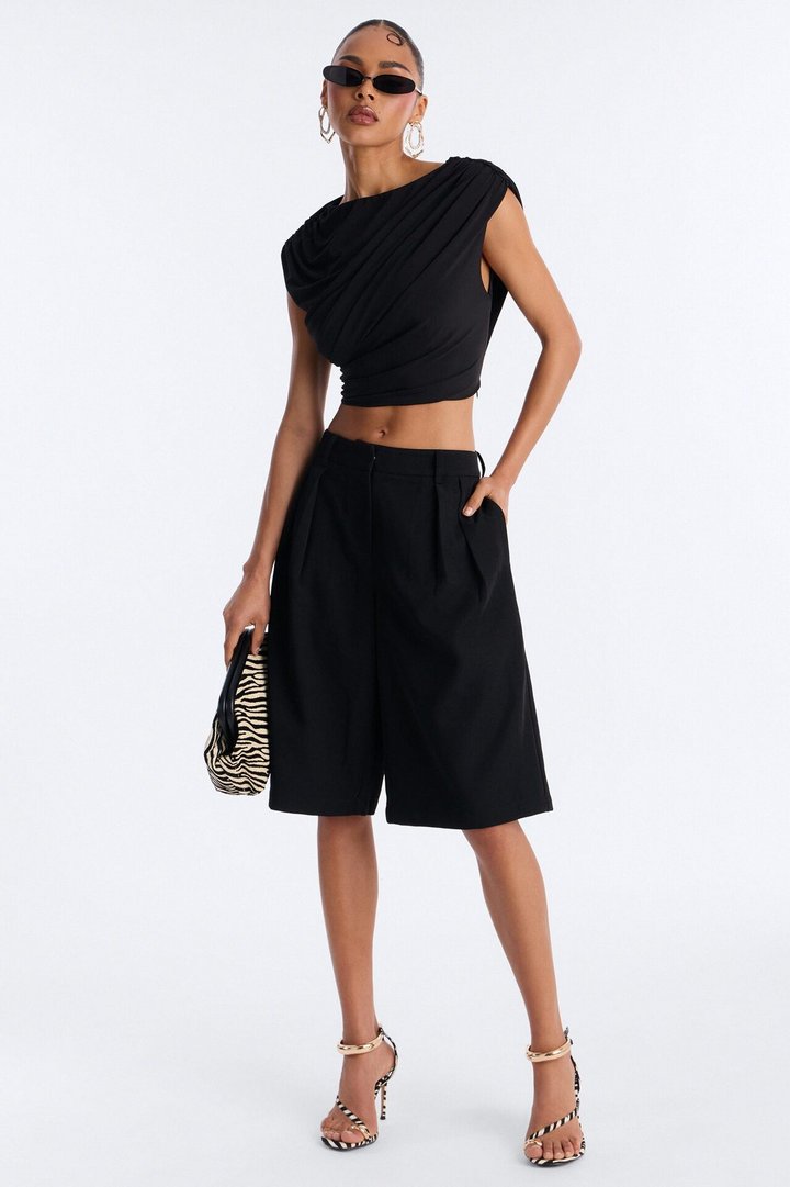 Effortless Muse Bermuda Short Set - Black