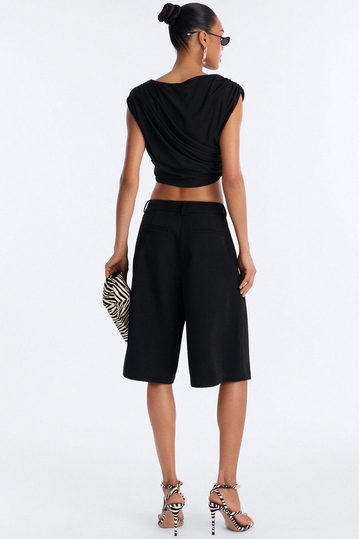 Effortless Muse Bermuda Short Set - Black