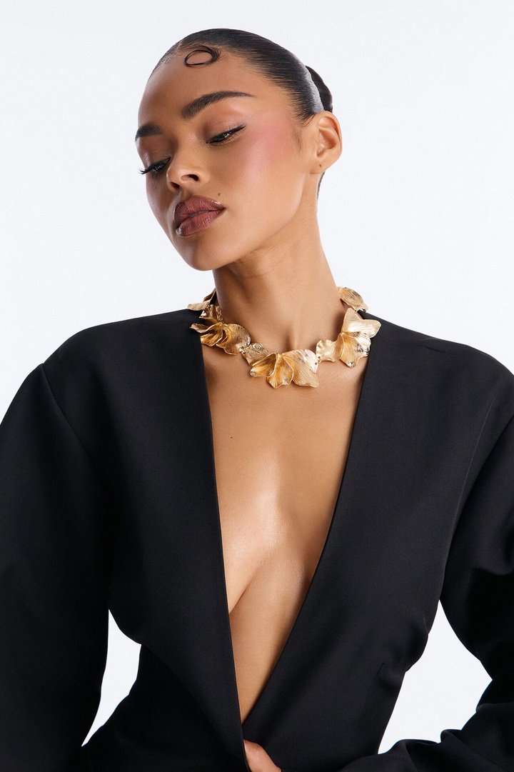 Petals For You Necklace - Gold