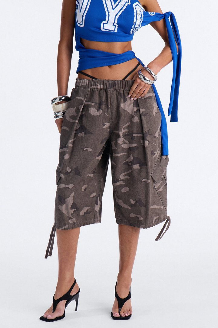 Carter Twill Cargo Bubble Hem Bermuda Short - Camouflage