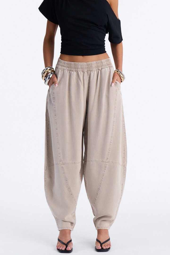 Jeannie Mid Rise Washed Barrel Pants - Stone