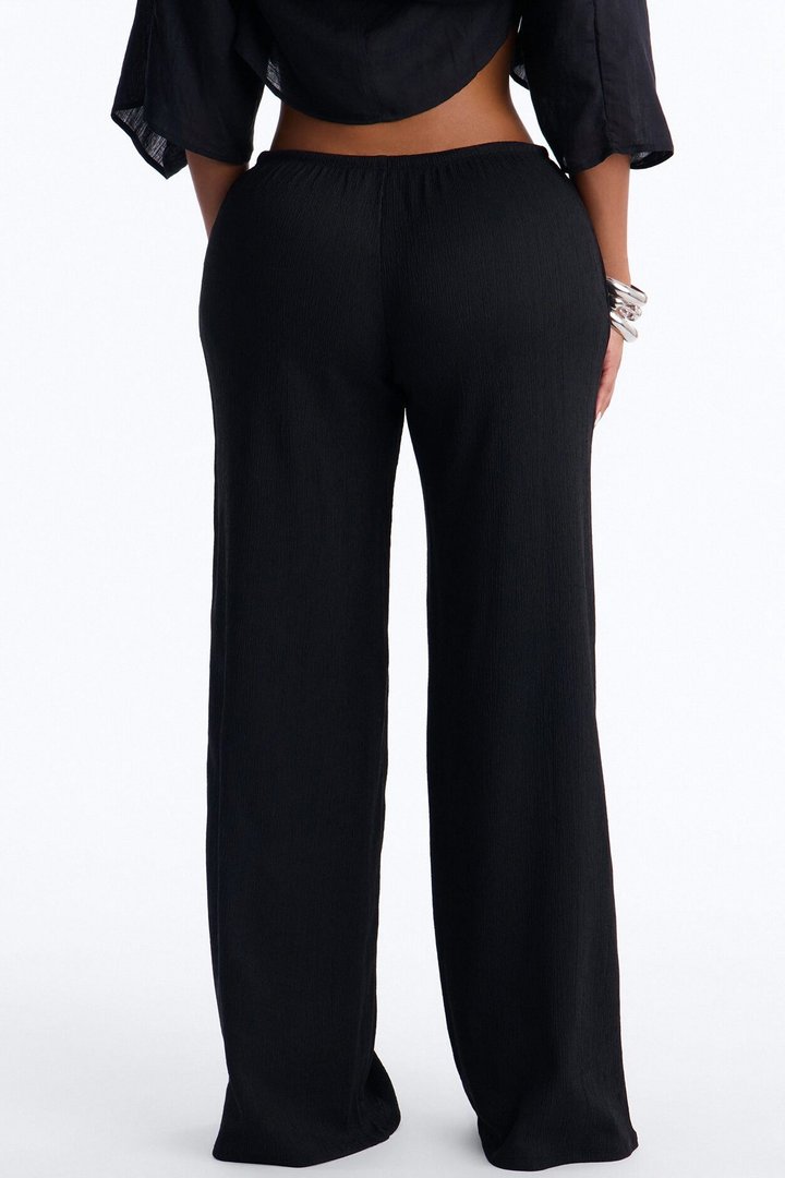 Sadie Low Rise Textured Wide Leg Pant 33″ - Black