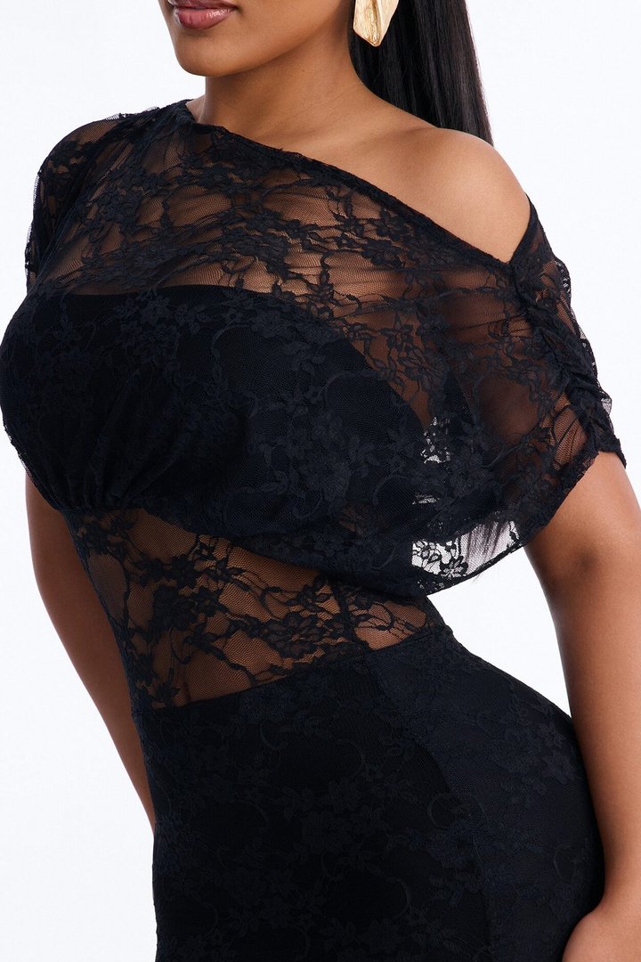 Got Me Wondering Lace Maxi Dress - Black