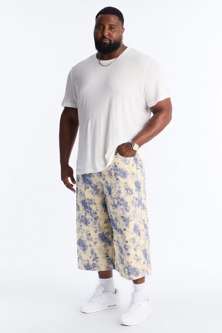 Super Baggy Azure Shred Denim Short - Bleach Blue Wash