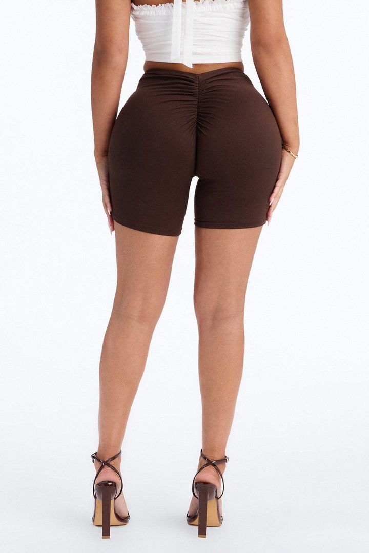 Feeling Cheeky Mid Rise Ruched Butt Biker Short 6″ - Chocolate