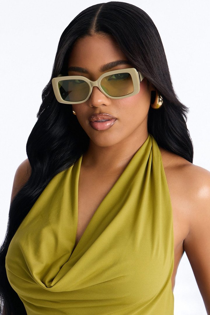 Far Horizon Square Sunglasses - Grey