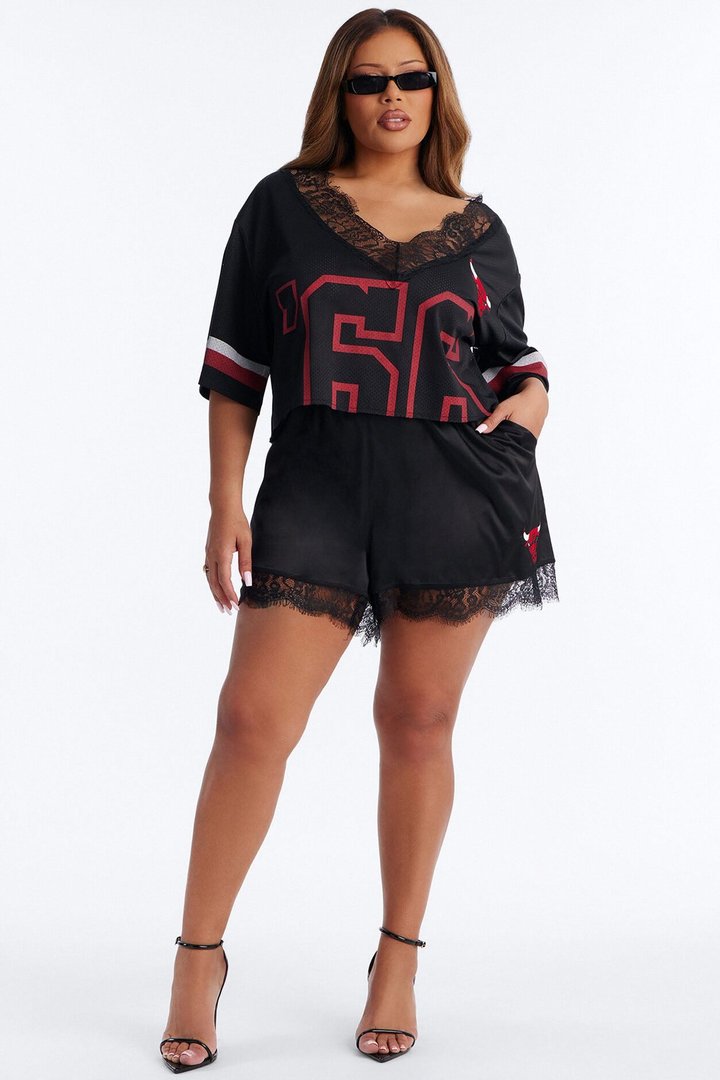 NBA Satin Chicago Bulls Shorts - Black