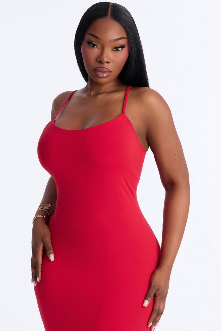 Lylah Double Lined Midi Dress - Red