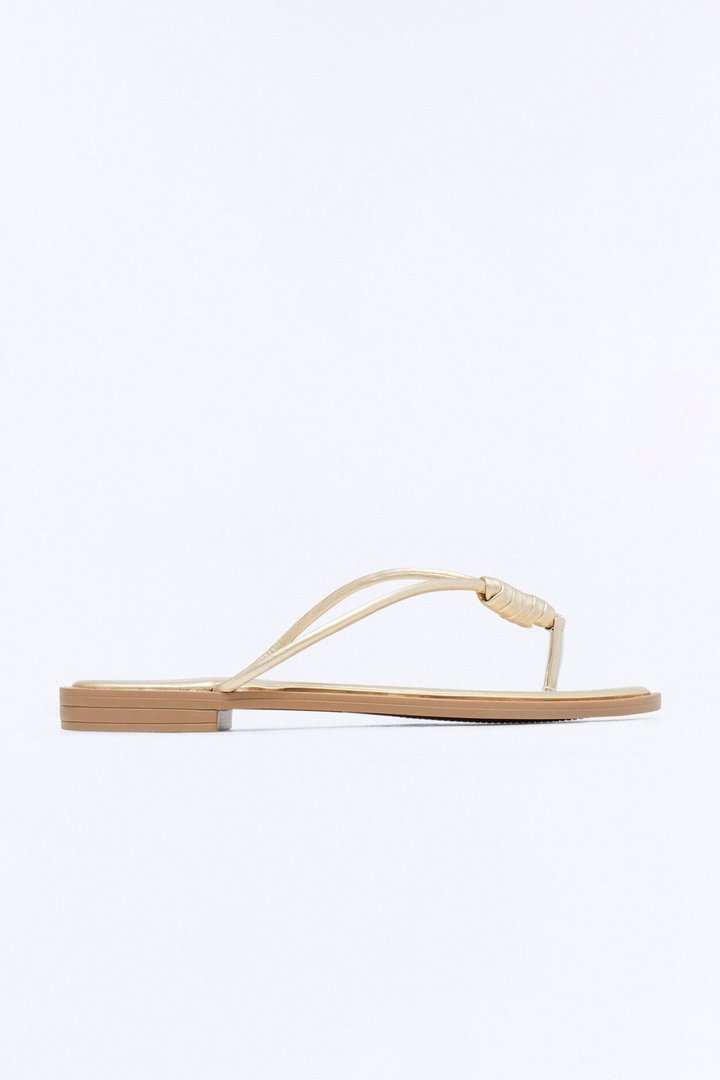 Kendall Knot Flip Flops - Gold