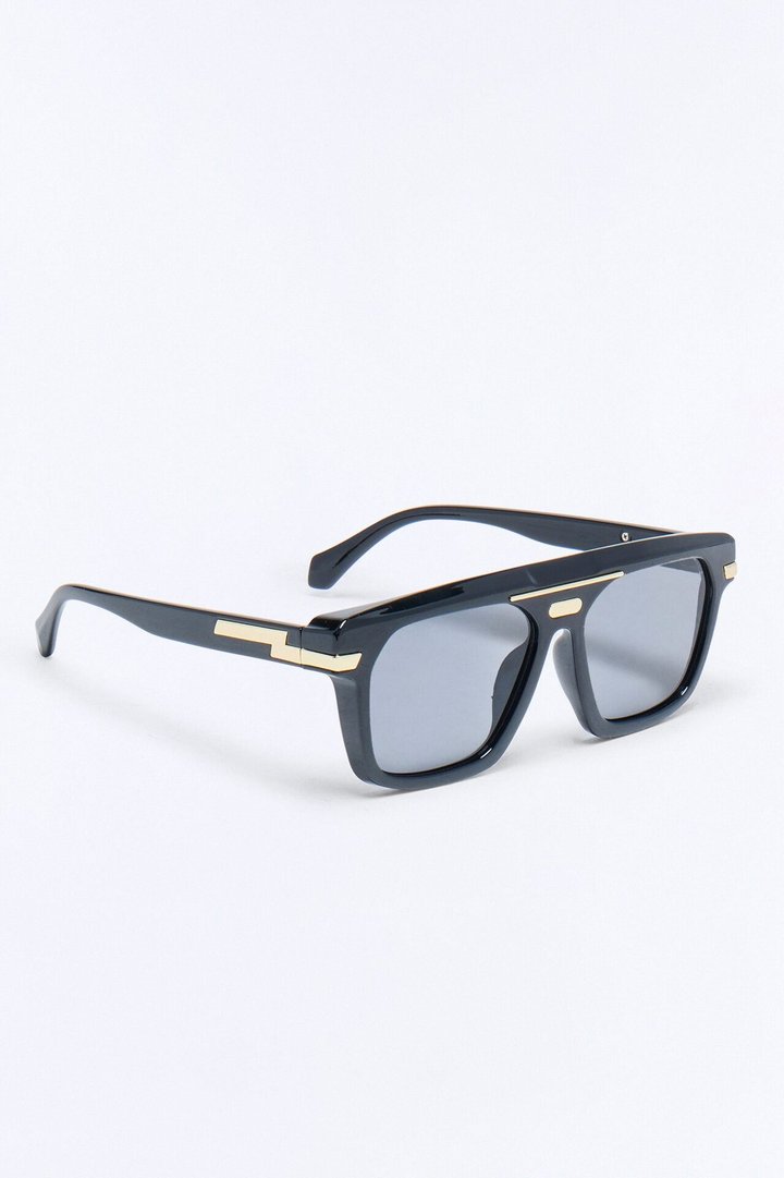 Stuck In Limbo Flat Top Sunglasses - Black