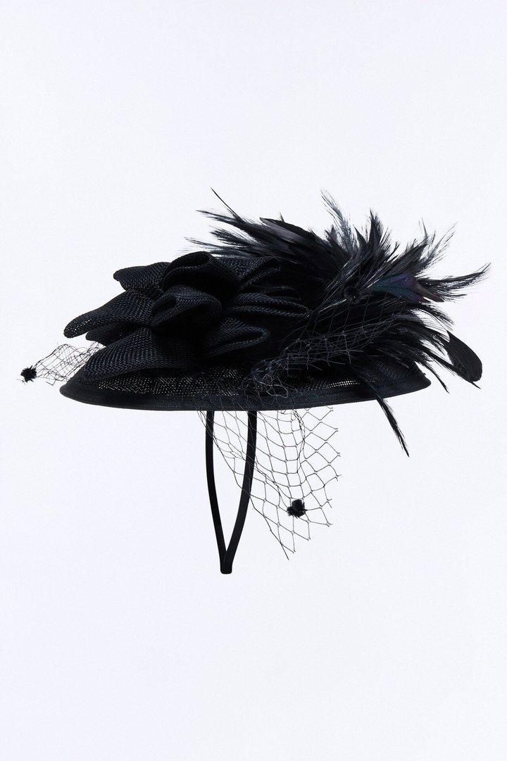 Talk Derby To Me Fascinator - Black