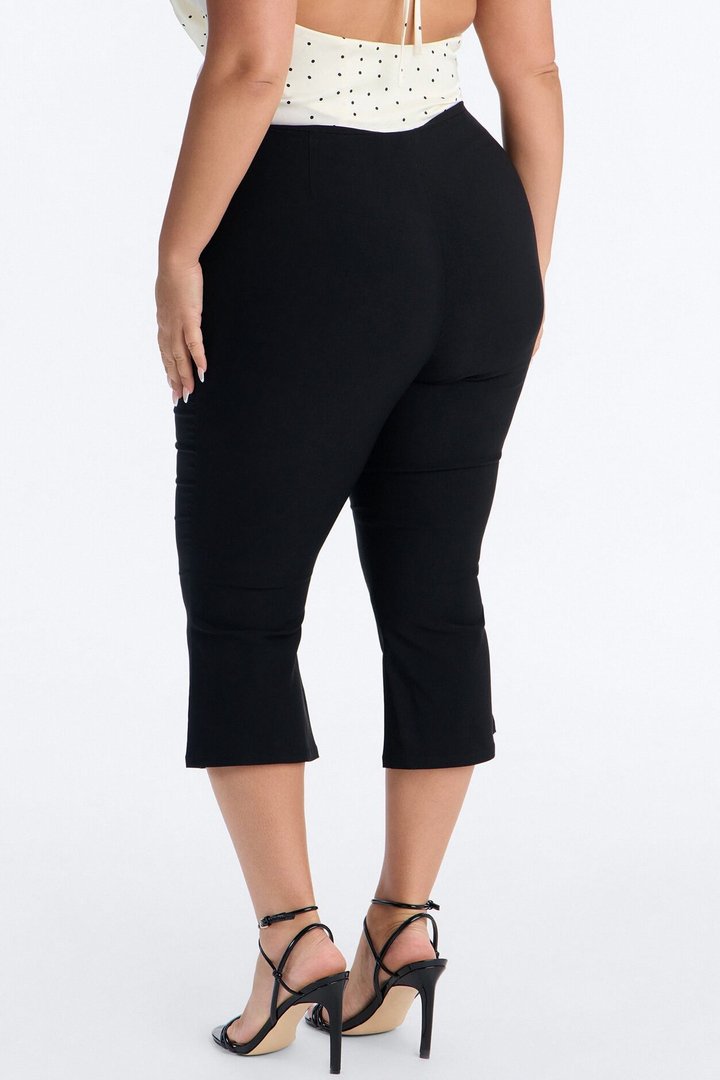 Lenora Capri Mid Rise Pant - Black