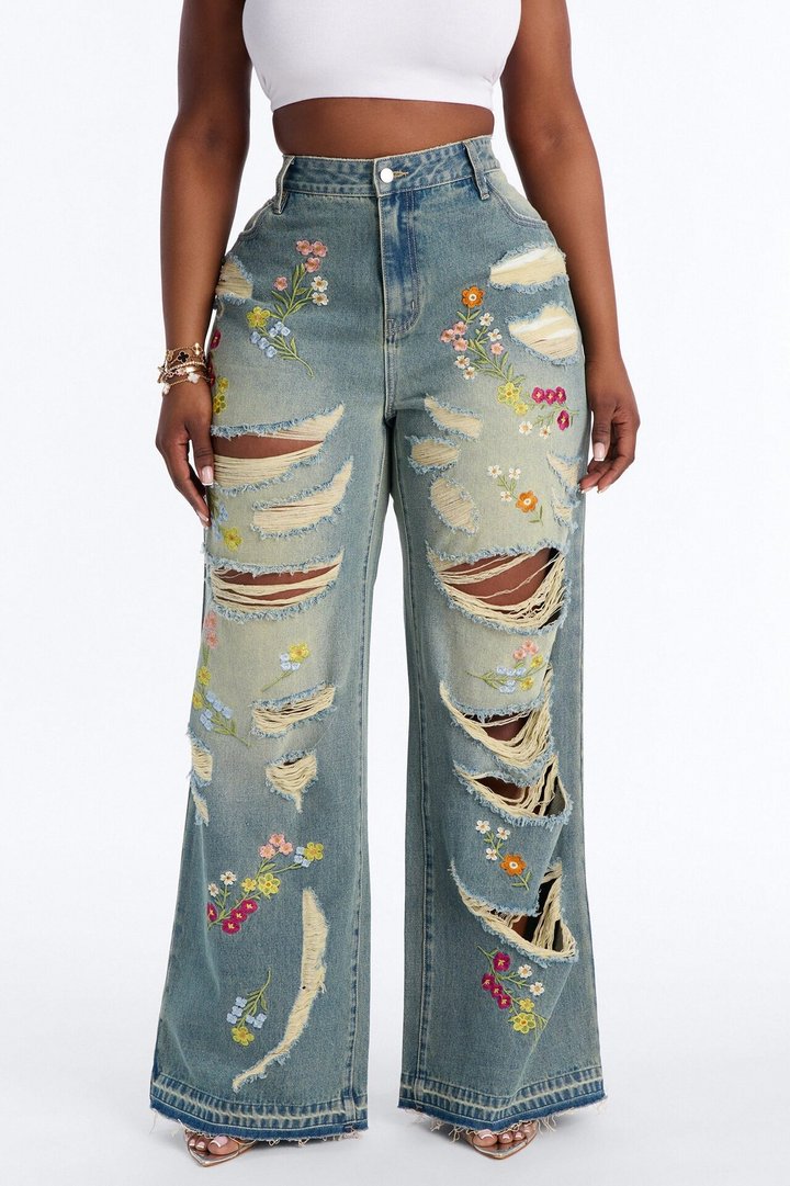 Enchanted Garden Embroidered Ripped Jeans - Vintage Wash