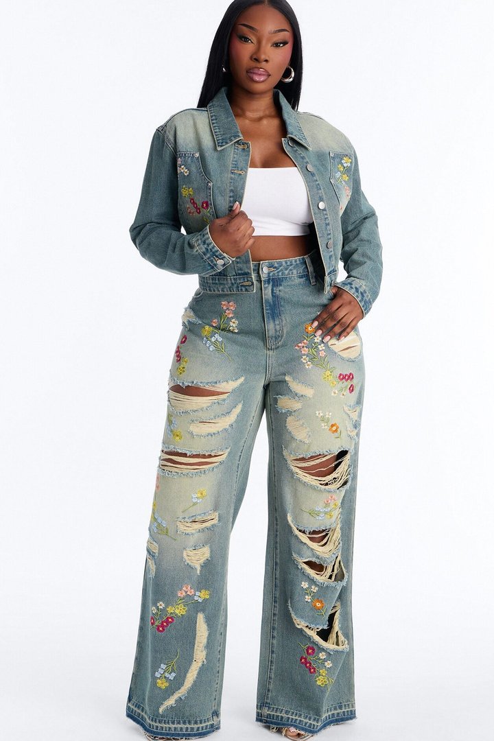 Enchanted Garden Embroidered Ripped Jeans - Vintage Wash