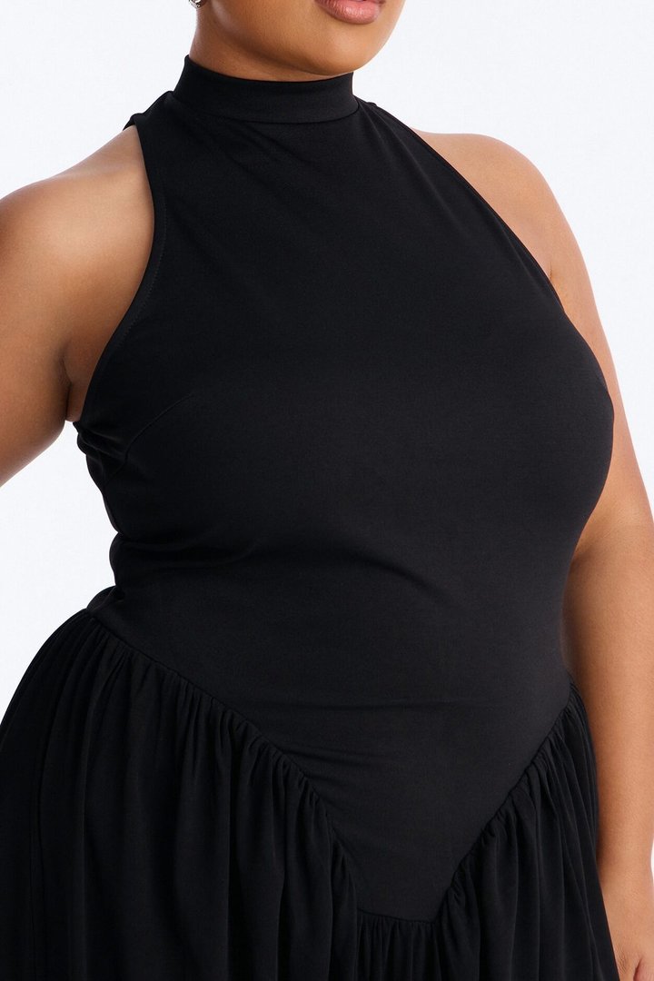 Classic Charm Drop Waist Maxi Dress - Black