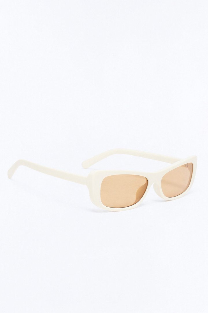 Casual Day Out Sunglasses - Beige
