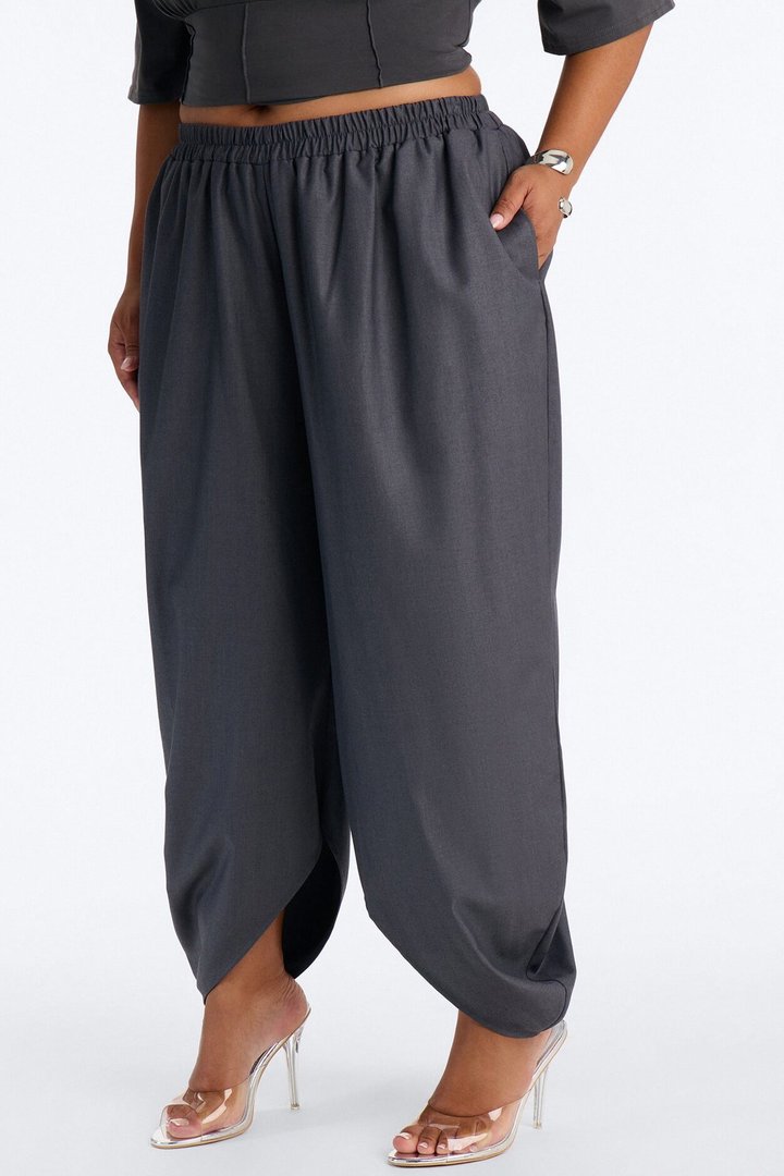 Bianca Barrel Leg Low Rise Pant - Charcoal
