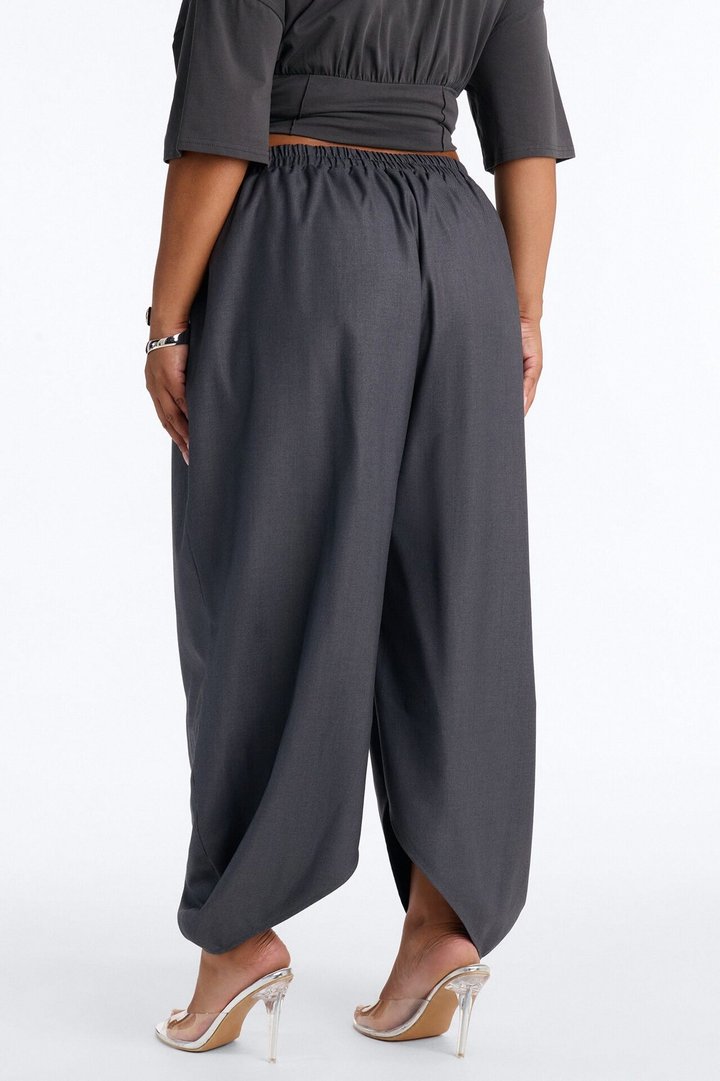 Bianca Barrel Leg Low Rise Pant - Charcoal